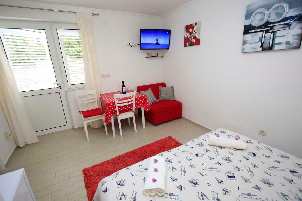 Apartmani Ivona & Ivo ماكارسكا المظهر الخارجي الصورة