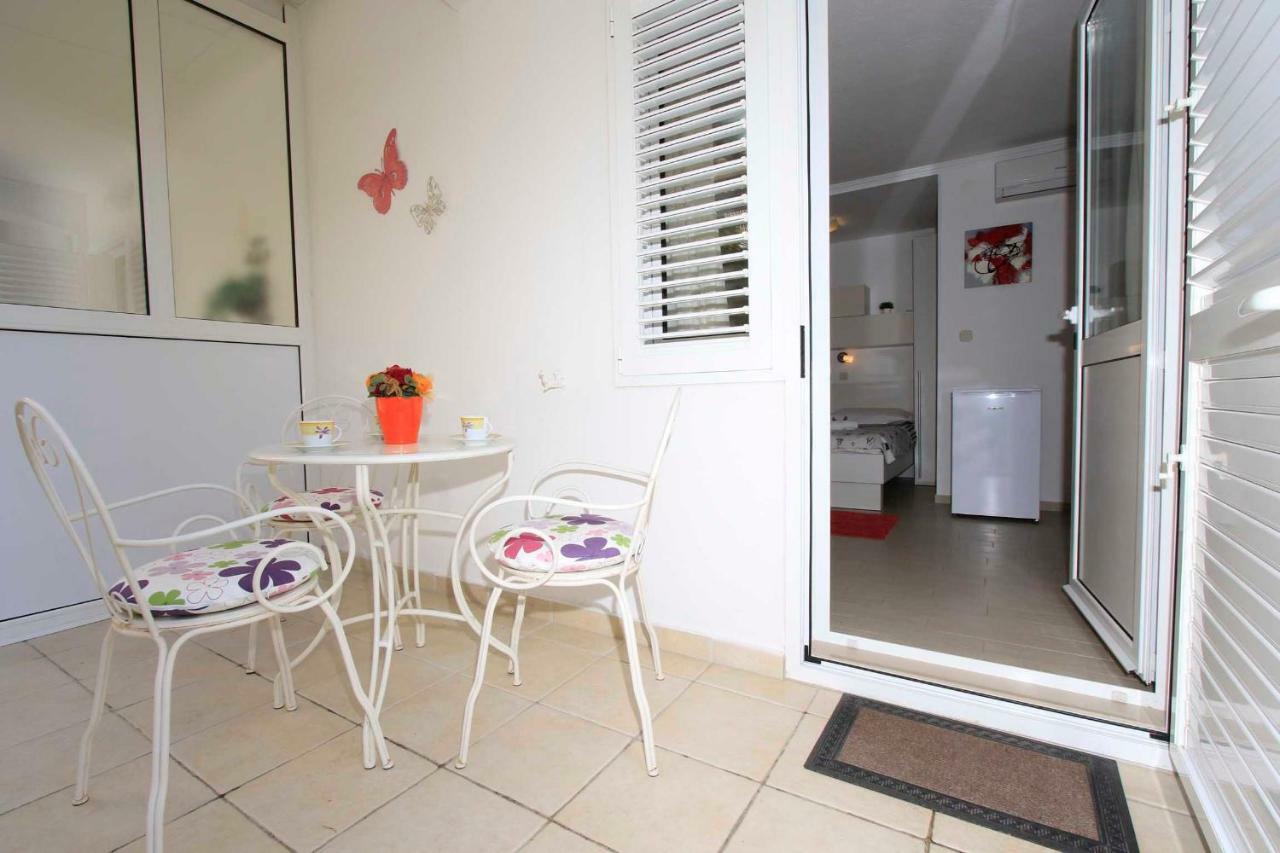 Apartmani Ivona & Ivo ماكارسكا المظهر الخارجي الصورة