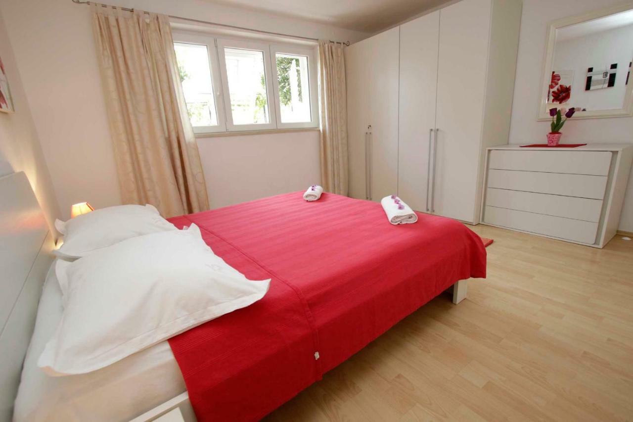 Apartmani Ivona & Ivo ماكارسكا المظهر الخارجي الصورة